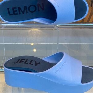 Sweet Lemon Jelly Slides